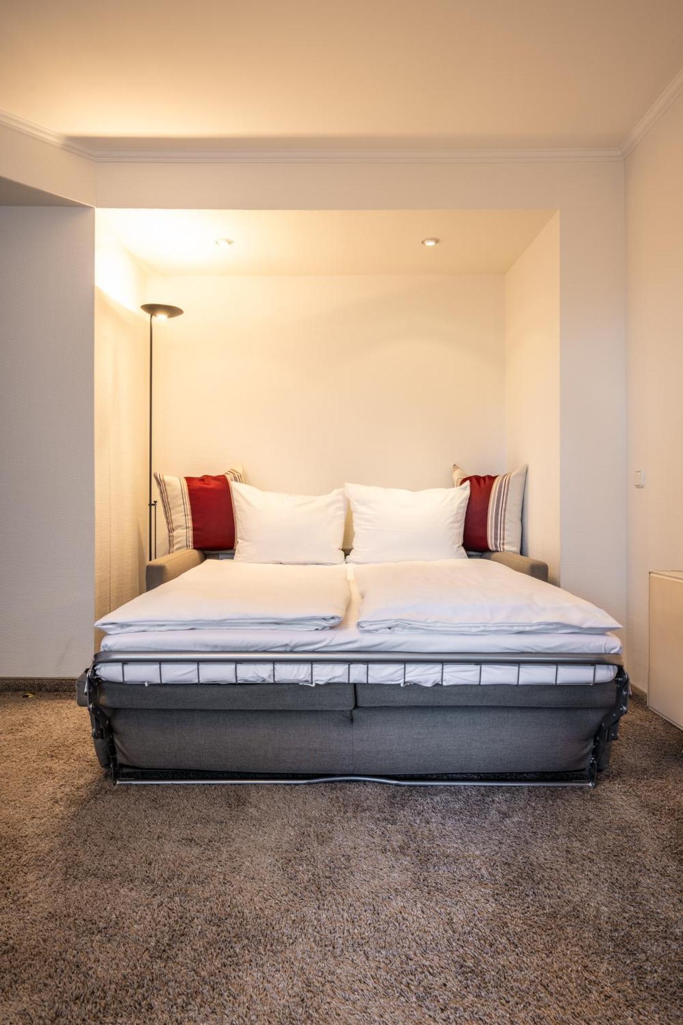 Hotel Herzogspark هيرتسوجيناوراخ المظهر الخارجي الصورة