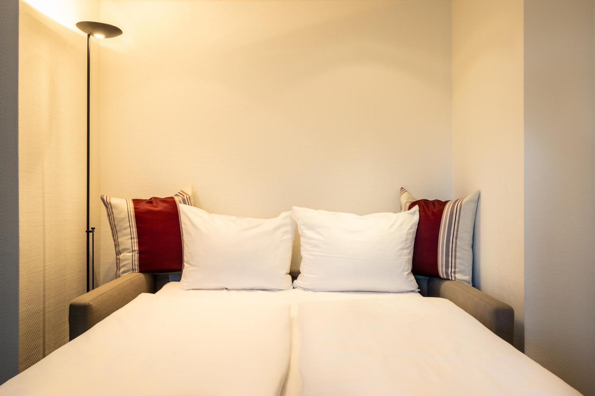 Hotel Herzogspark هيرتسوجيناوراخ المظهر الخارجي الصورة