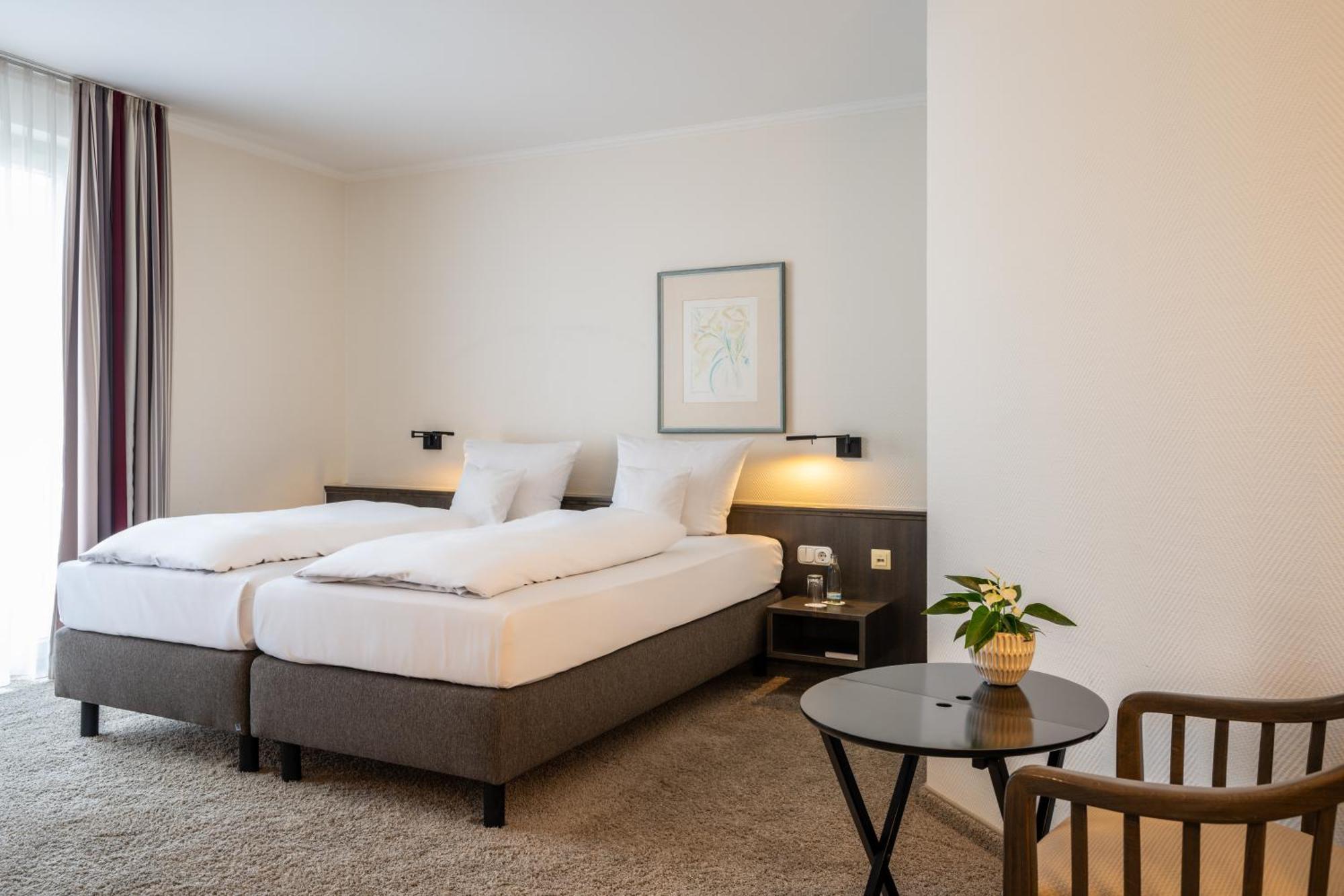 Hotel Herzogspark هيرتسوجيناوراخ المظهر الخارجي الصورة