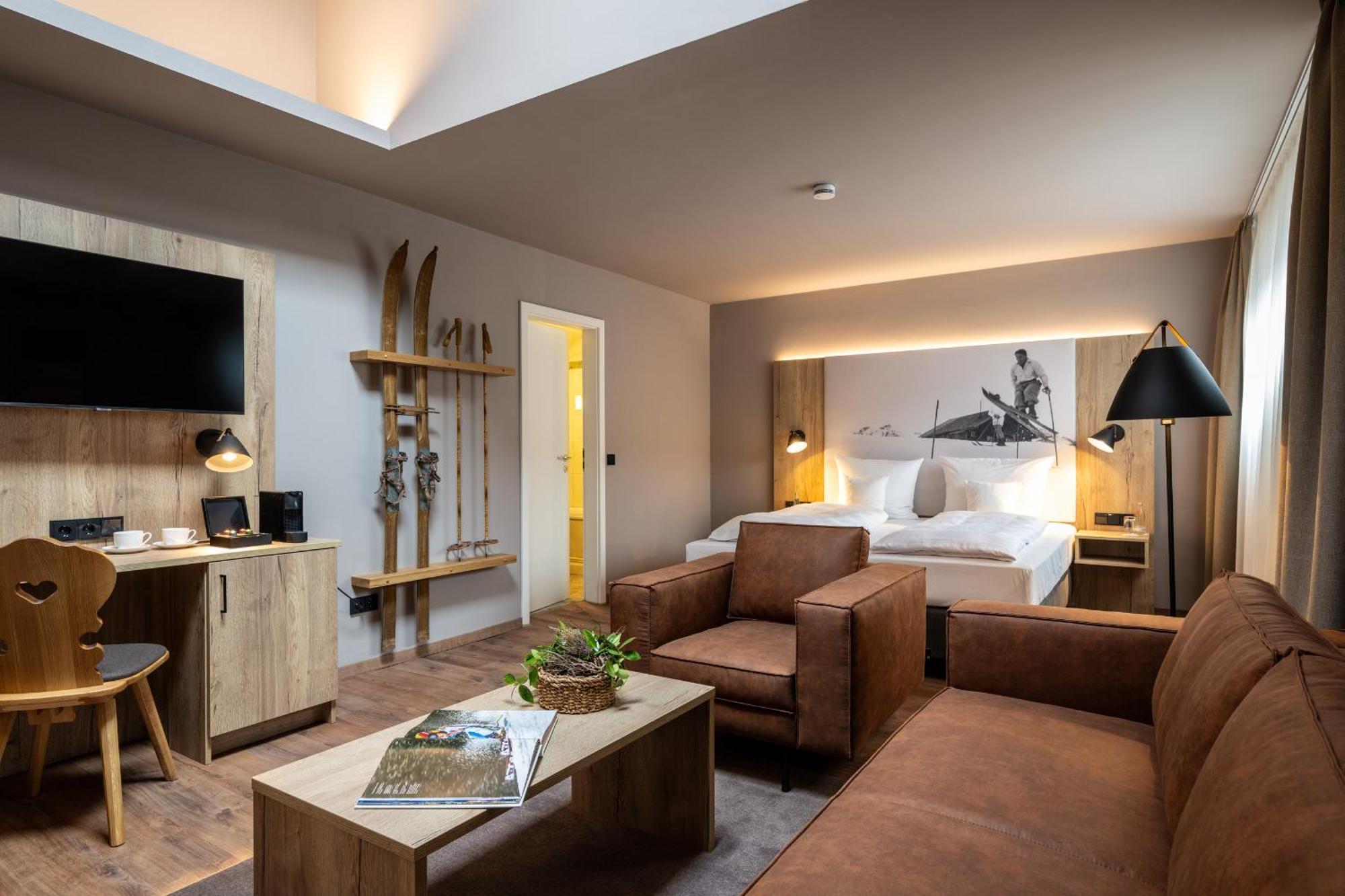 Hotel Herzogspark هيرتسوجيناوراخ الغرفة الصورة